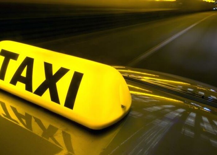 Un barbat a mers cu taxi-ul 1.803 kilometri. Cat i-a afisat la final aparatul ca are de platit: