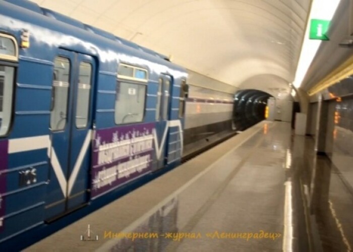 Rusii au inaugurat controversata statie de metrou ”Bucuresti” din Sankt-Petersburg VIDEO