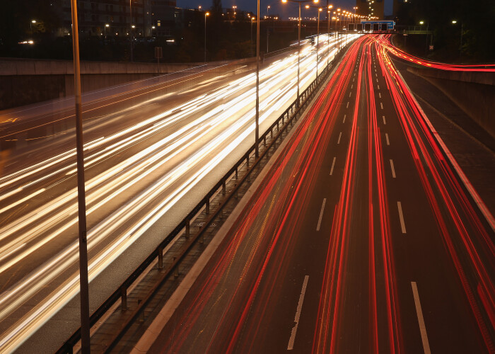 Asta-i autostrada pe care nu poti circula cu mai putin de 110km/h! Nu exista nicio limita de viteza
