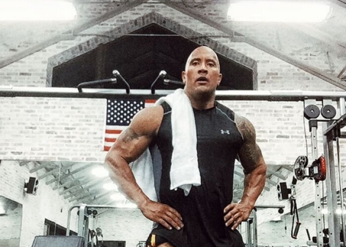 The Rock nu sare niciodata peste ziua de picioare: Am antrenat halcile de carne . Cum arata cel mai musculos actor de la Hollywood