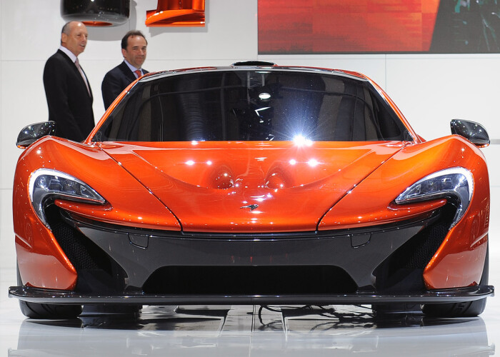 Interiorul McLaren P1 a fost dezvaluit! Ce surprize ascunde pentru sofer?