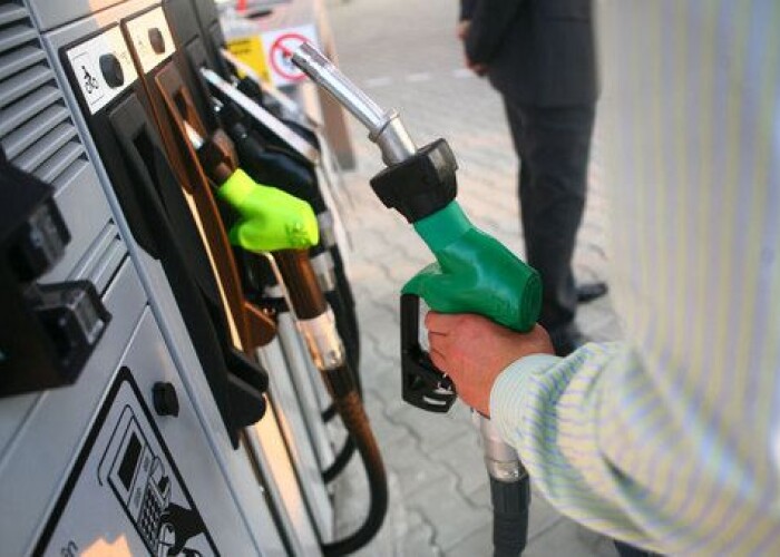 Britanicii au gasit o rezolvare incredibila la scumpirea benzinei! Combustibilul-minune pe care probabil il consumi si tu!