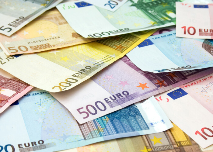 Jumatate dintre locuitorii tarii fac evaziune fiscala