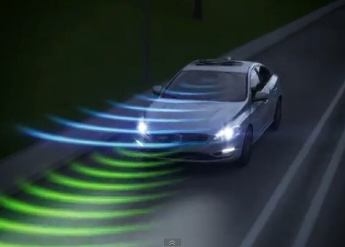 Dupa cel mai avansat sistem de franare din lume, VOLVO aduce o inovatie care va revolutiona condusul pe timp de noapte: VIDEO