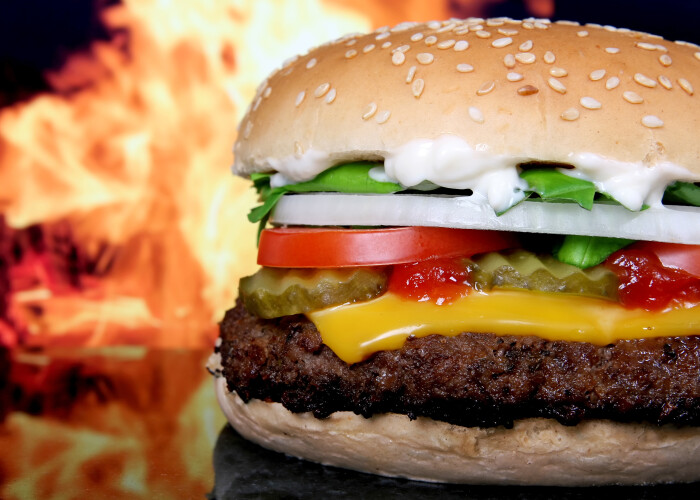 Cum ne afecteaza organismul fiecare meniu fast-food: