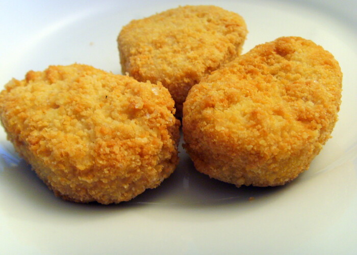 Surpriza de Valentine s Day! Un barbat s-a dus la fast food si a cumparat 30 de nuggets si 2 portii mari de cartofi. Ce a facut cu mancarea