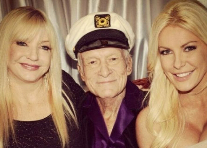 Hugh Hefner s-a casatorit in noaptea de Revelion cu o tanara mai mica decat el cu 60 de ani FOTO: