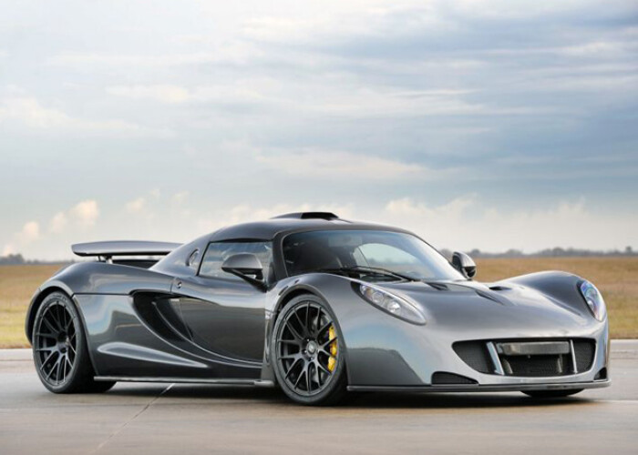 0-300 km/h in 13,6 secunde! Hennessey ne arata cum se face! VIDEO