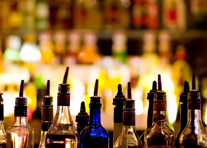 Ce se intampla atunci cand bem alcool inainte de a merge la culcare: