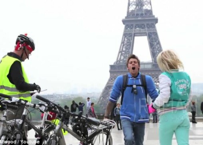 The World s Most Contagious Prank: A pacalit zeci de oameni din toate colturile lumi! VIDEO