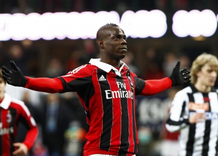 Balotelli a innebunit! Si-a facut colegii sa crape de invidie dupa ce s-a afisat cu o adevarata bomba!