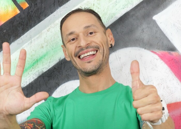E demential sa poti sa te intreci cu tine si cu altii si sa mai si realizezi ca nu esti praf : Vezi ce nu a facut pana acum George Vintila INTERVIU