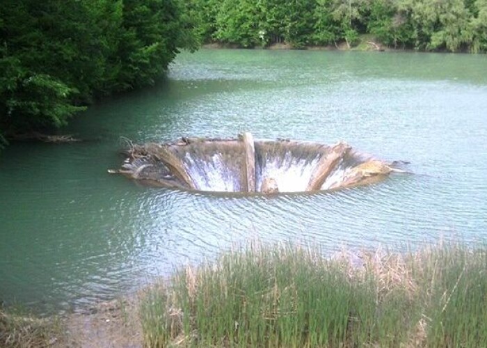 Locul aceasta este in Romania! Uite ce ascunde de fapt: Este un colt de rai