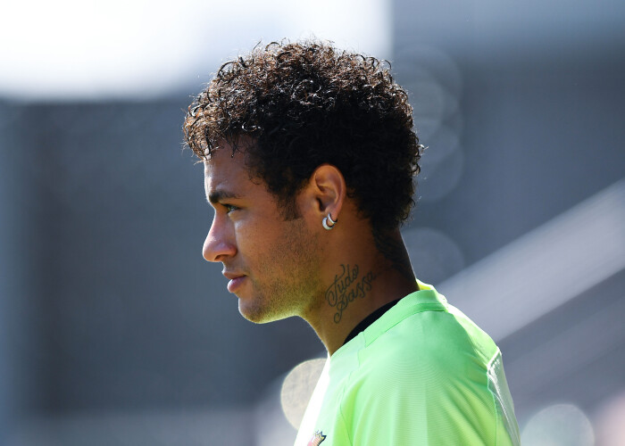 Numai Neymar putea sa faca asa ceva! Si-a tatuat 4 emoji-uri pe picioare! Cum arata