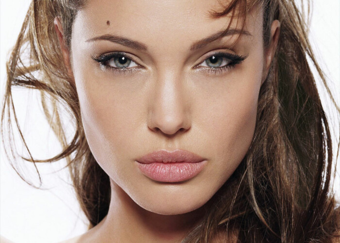 Angelina Jolie, detronata de pe LOCUL 1: Cine este actrita cel mai bine platita de la Hollywood: