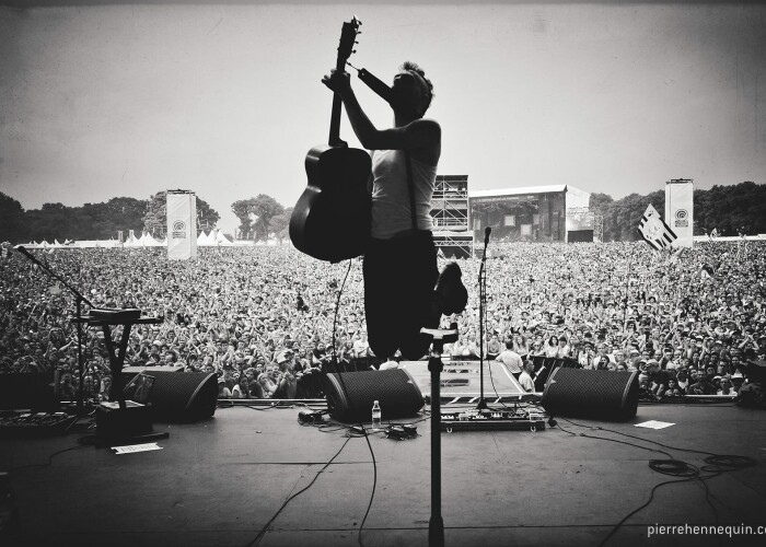 2 concerte de 5 stele: Asaf Avidan si Billy Idol! Unde iesim in weekend: