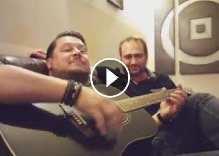 Engleza este a doua noastra mama terestra! Cum a fost surprins Bobonete VIDEO