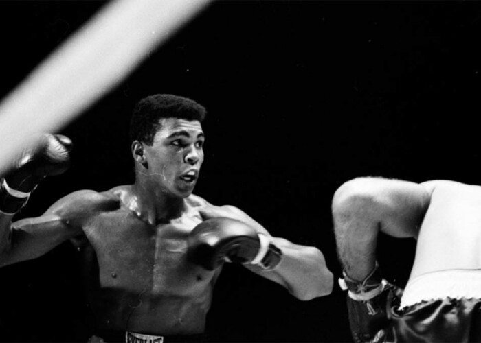 Nepotul lui Muhammad Ali nu seamana deloc cu legenda din box! Tocmai a semnat un contract cu o agentie de modeling! Cum arata