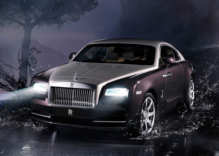 Miliardarii planetei se inghesuie pe listele de asteptare! Asa arata cel mai puternic Rolls-Royce din istorie!