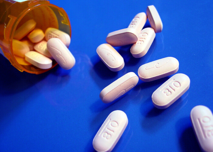 Cei mai multi dintre medicii britanici prescriu tratamente de tip placebo