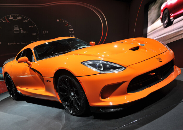 SRT vrea razbunare! Asta e masina care vrea sa demoleze Corvette-ul!