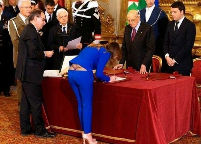 Viralul zilei: Care este povestea pozei in care ministrul din Italia apare in aceasta ipostaza! VIDEO