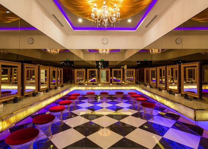 Sala de fitness si sau palat? Cum arata cel mai luxos complex de fitness si spa din lume: abonamentul costa 24.000 pe an