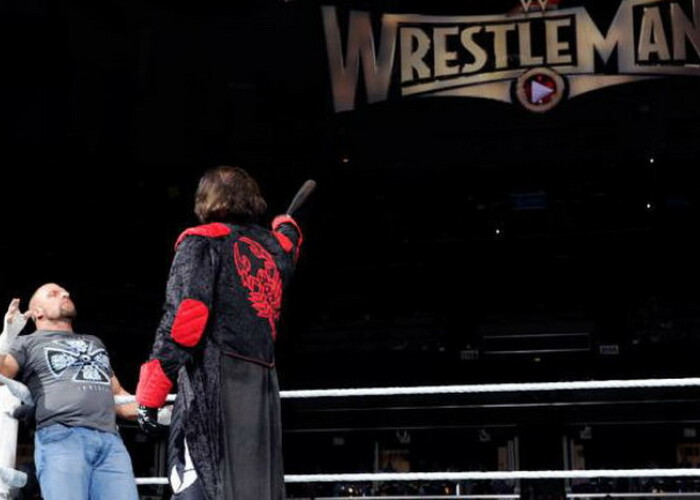Legenda din wrestling, Sting, se retrage dupa doar 2 meciuri in WWE