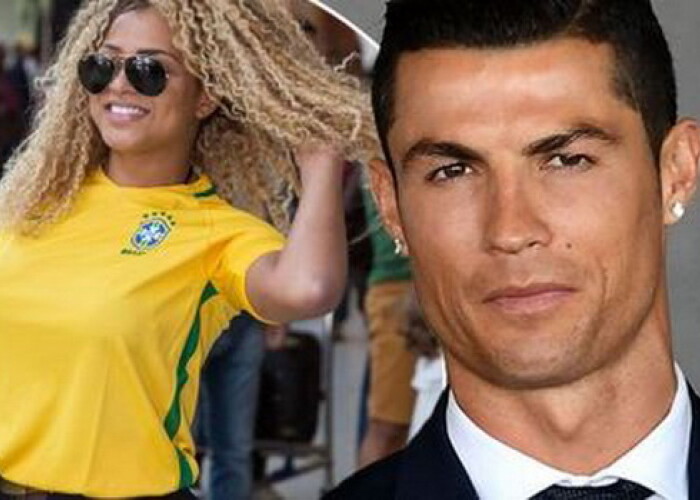 Miss Bumbum l-a dat in vileag pe Cristiano Ronaldo! Ce mesaje i-a trimis jucatorul pe WhatsApp