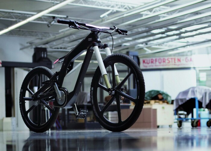 Bicicleta pe care nu dai la pedale, dar dai ora exacta!