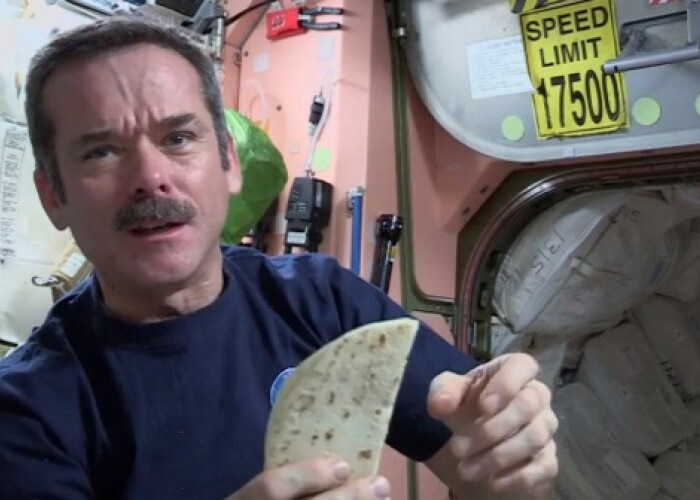 Cum arata de fapt mancarea astronautilor: Ce mananca oamenii care se afla pe orbita Pamantului