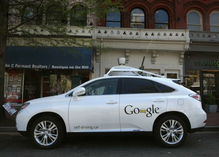 Automobilele fara sofer ale Google pot circula acum si in conditii de trafic urban! VIDEO