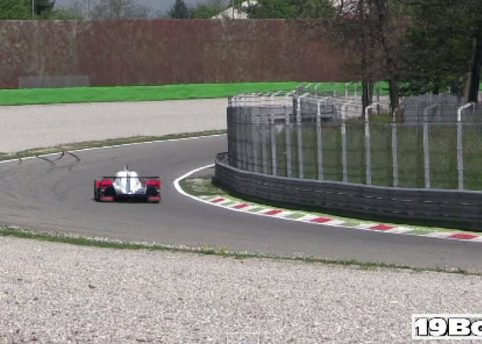 Ai auzit vreodata cum suna un Audi la peste 300 km/h? VIDEO