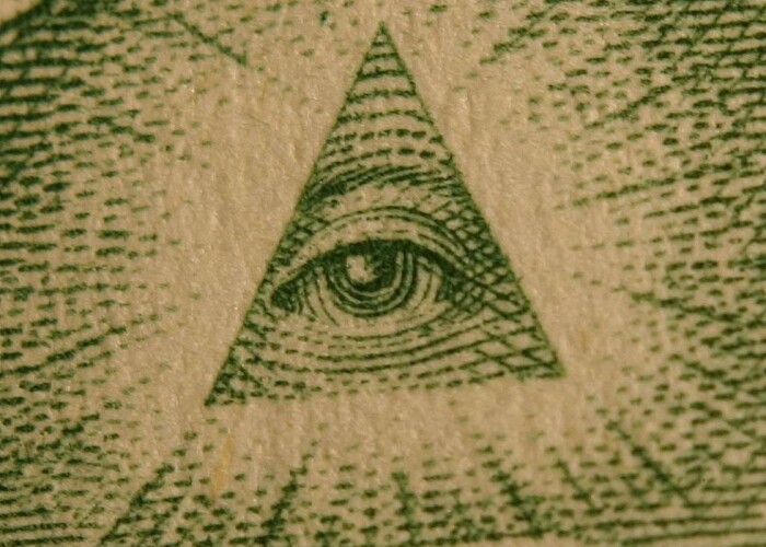 8 teorii ale conspiratiei are te vor pune serios pe ganduri: