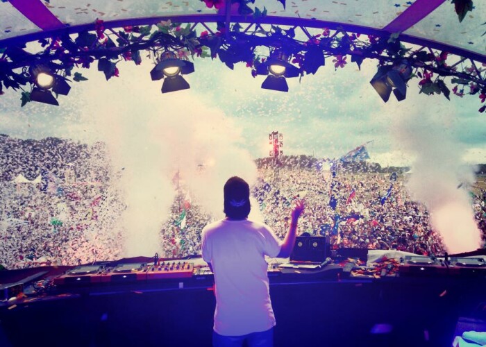 Cel mai tare party electro si The Hunger Games: Mockingjay - Part 1! Unde iesim in weekend: