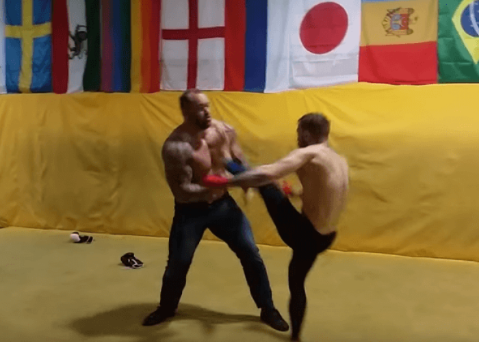 Un luptator de 66 de kg vs fiorosul The Mountain , de 2.06 metri si 190 de kg. Cum se desfasoara lupta: VIDEO