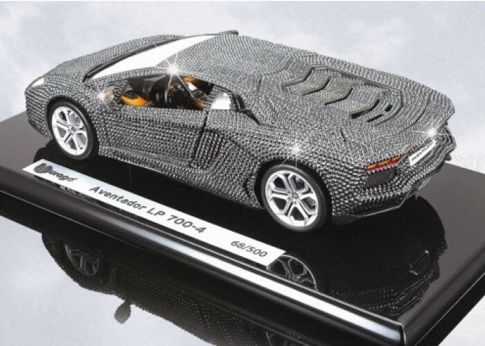 Lamborghini Aventador LP 700-4 cu cristale Swarovski la DOAR 1000 de euro: FOTO