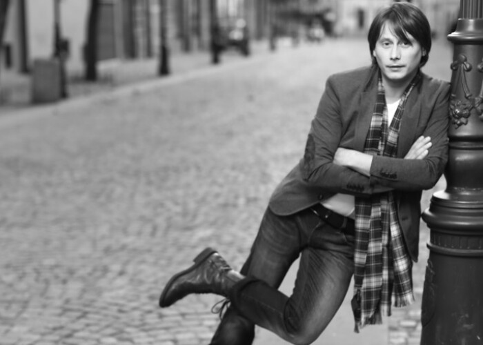 Un spectacol in regia lui Radu Beligan, o premiera si un one women show