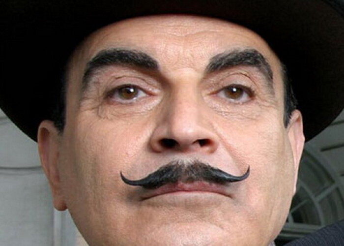 L-ai vazut dintotdeauna cu mustata in rolul lui Hercule Poirot. Cum arata acum actorul David Suchet, in ultimul episod al serialului! FOTO