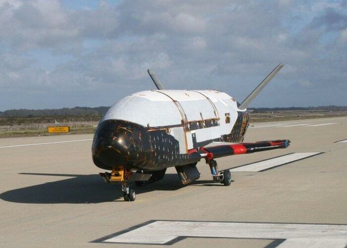 Un avion spatial misterios va ajunge in curand pe Terra! VIDEO