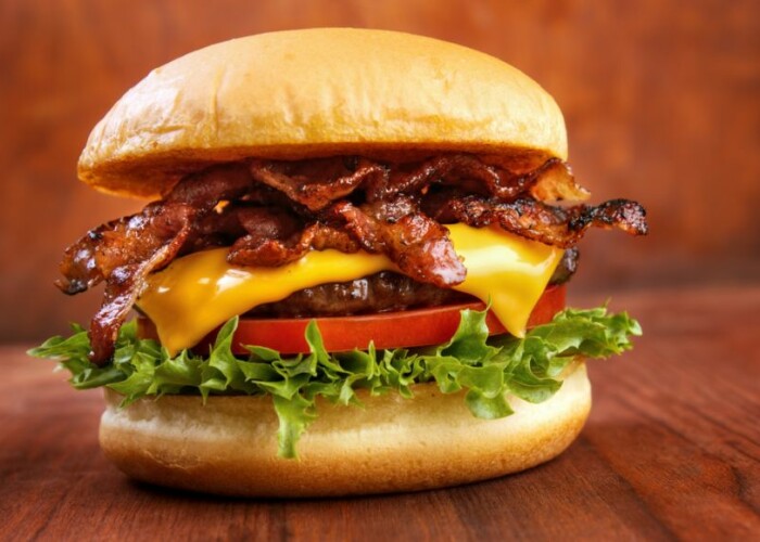 Aceasta este formula stiintifica a burgerului perfect! Sfaturi de preparare de la un renumit chef