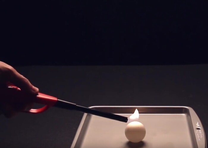 10 trucuri cu foc! Ce se intampla cand arzi o minge de ping-pong