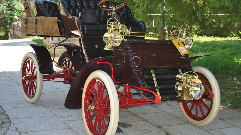 Masinile de epoca fac show la Cluj