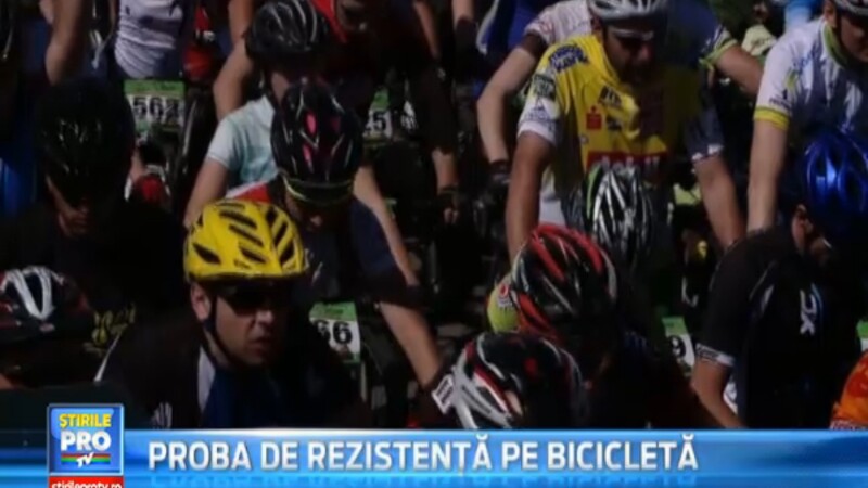 Peste 900 de biciclisti din toata tara au luat startul in Maratonul Fagetului, organizat la Cluj