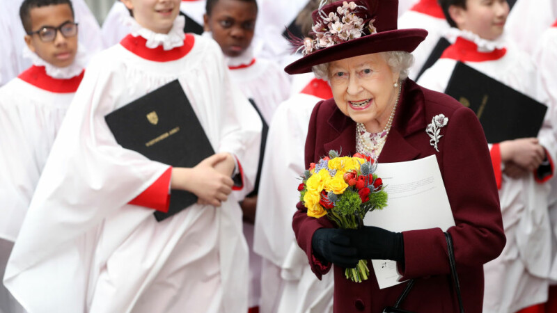 Regina Elisabeta a Marii Britanii