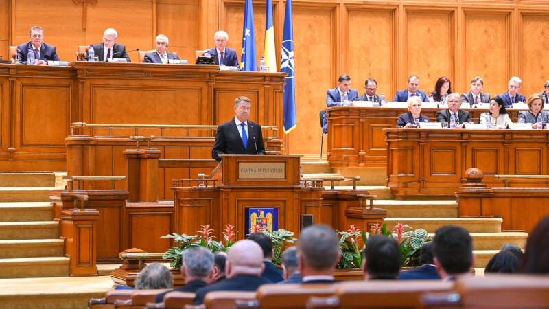 Klaus Iohannis in Parlament - 3