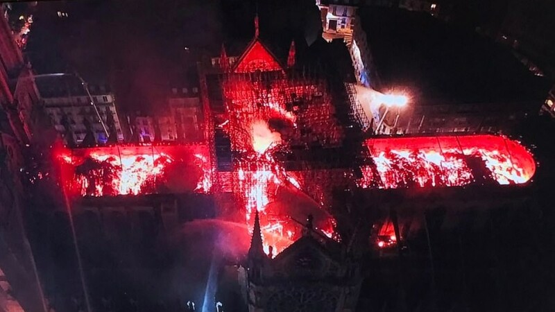 Notre Dame imagini din interior