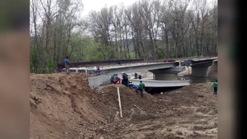Pod prăbușit la Stoina, în Gorj, sunt victime