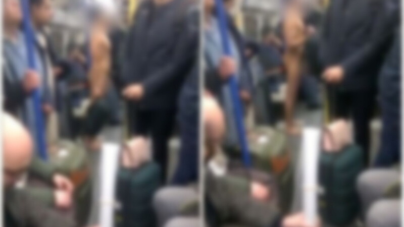 Bărbat filmat complet dezbrăcat în metroul din Londra