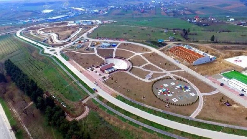 Show de 100000 de euro la deschiderea unui parc acvatic din Cornișa, Botoșani